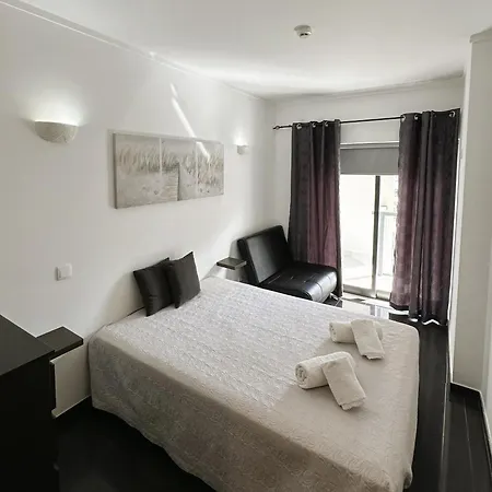 Rocha Tower 5a *